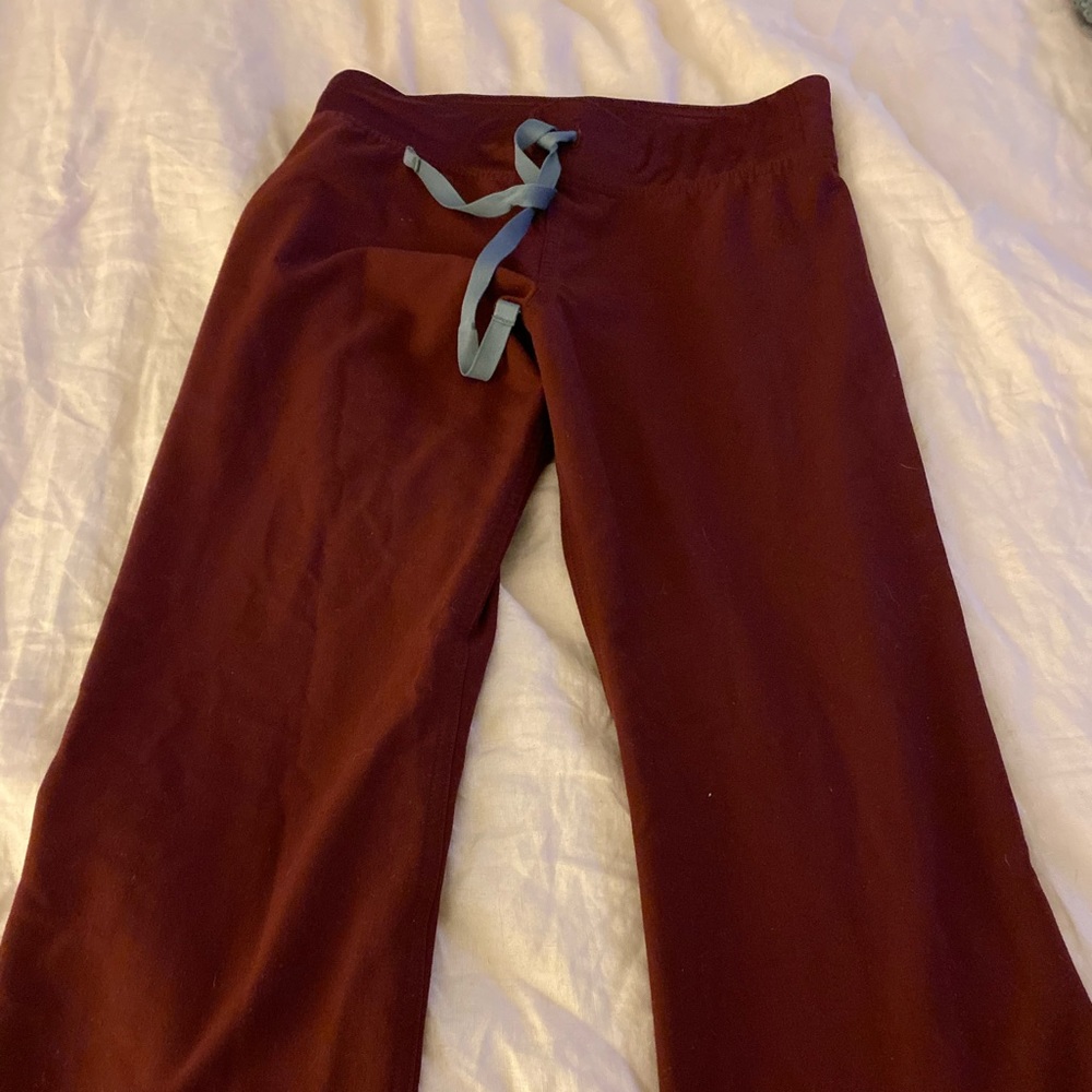 Scrub pants